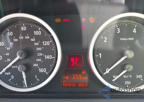 2005 BMW 645Ci z USA, uszkodzony, nr VIN WBAEH73415B216048